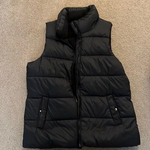 Old navy puffer vest